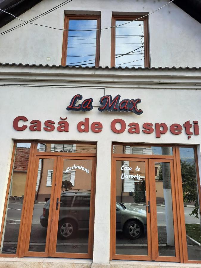Casa De Oaspeti Maximilian Codlea Luaran gambar